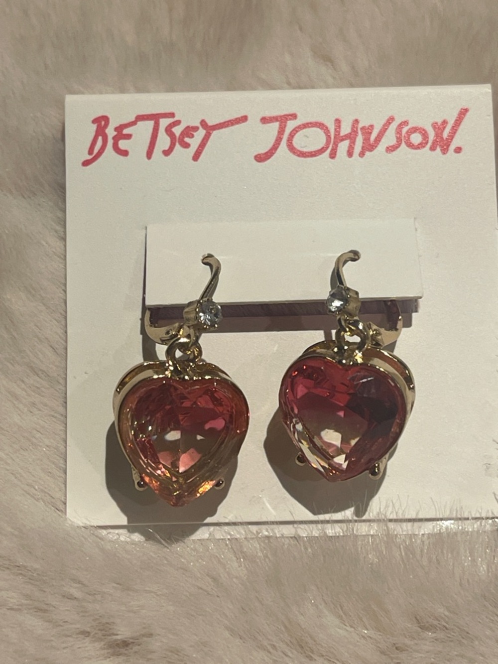 💘💘💘Betsy Johnson beautiful 💖 earrings ❤️🎁😍 - Picture 4 of 6